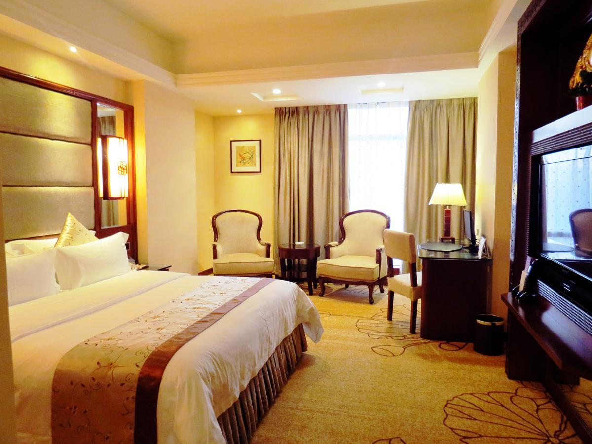 Rongjiang Hotel Jieyang Zewnętrze zdjęcie